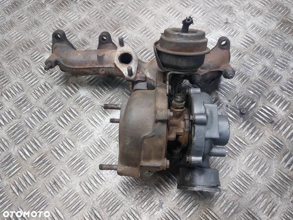 TURBOSPRĘŻARKA TURBINA VOLKSWAGEN PASSAT B5 1.9 TDI 038145702G ID: 236636 - 1