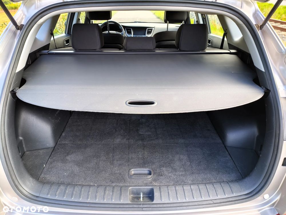 Hyundai Tucson blue 1.6 GDi 2WD Navi - 26