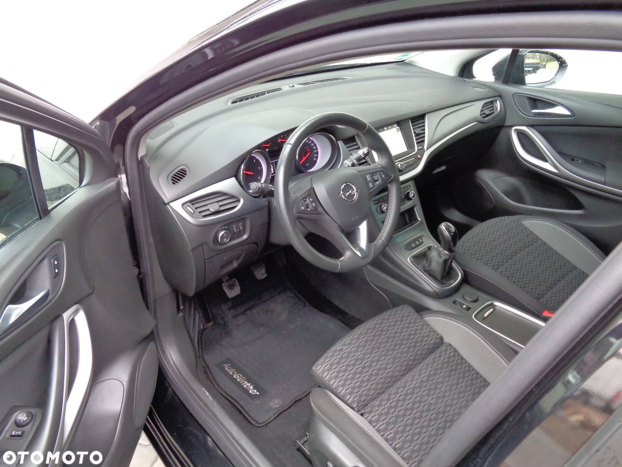 Opel Astra - 10