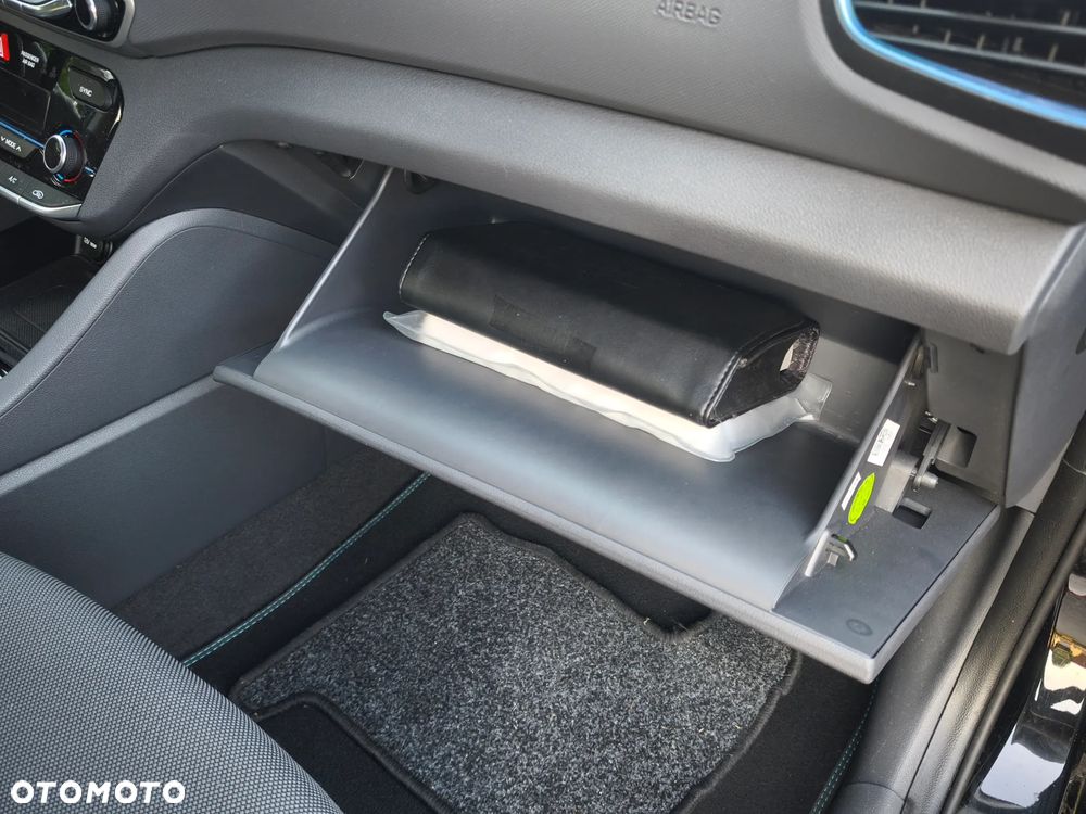 Hyundai IONIQ 1.6 GDI Style - 34