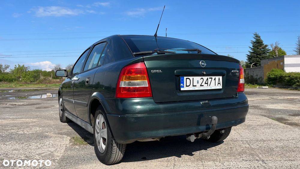 Opel Astra 1.4 16v GL - 5