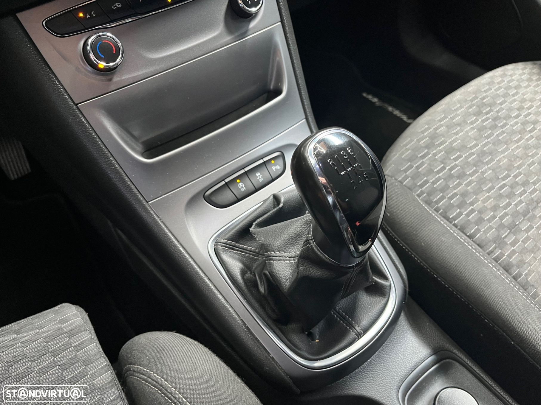 Opel Astra 1.6 CDTI Business Edition S/S - 18