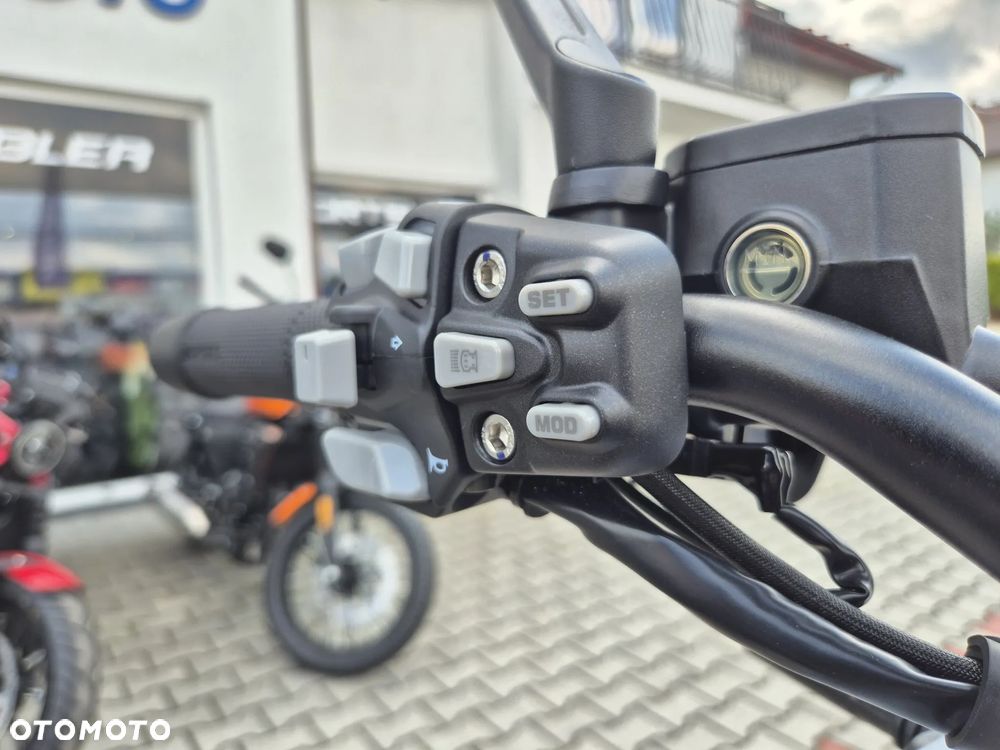 Zontes Inny - 11