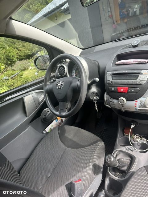 Toyota Aygo 1.0 VVT-i Sol EU5 - 16