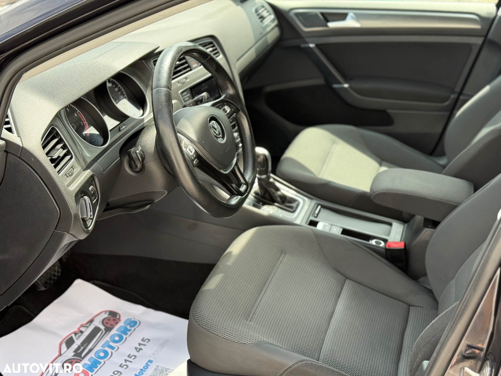 Volkswagen Golf 1.4 TSI DSG Comfortline - 8