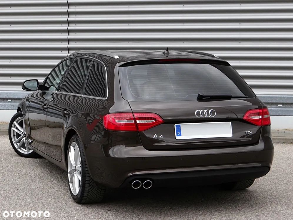 Audi A4 Avant 2.0 TDI DPF S line Sportpaket - 18