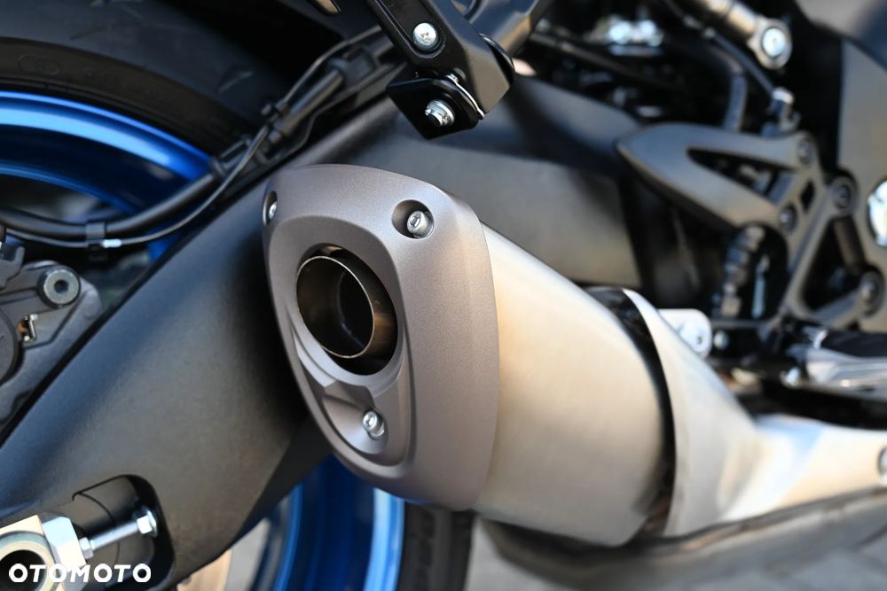 Suzuki GSX 1000 - 36