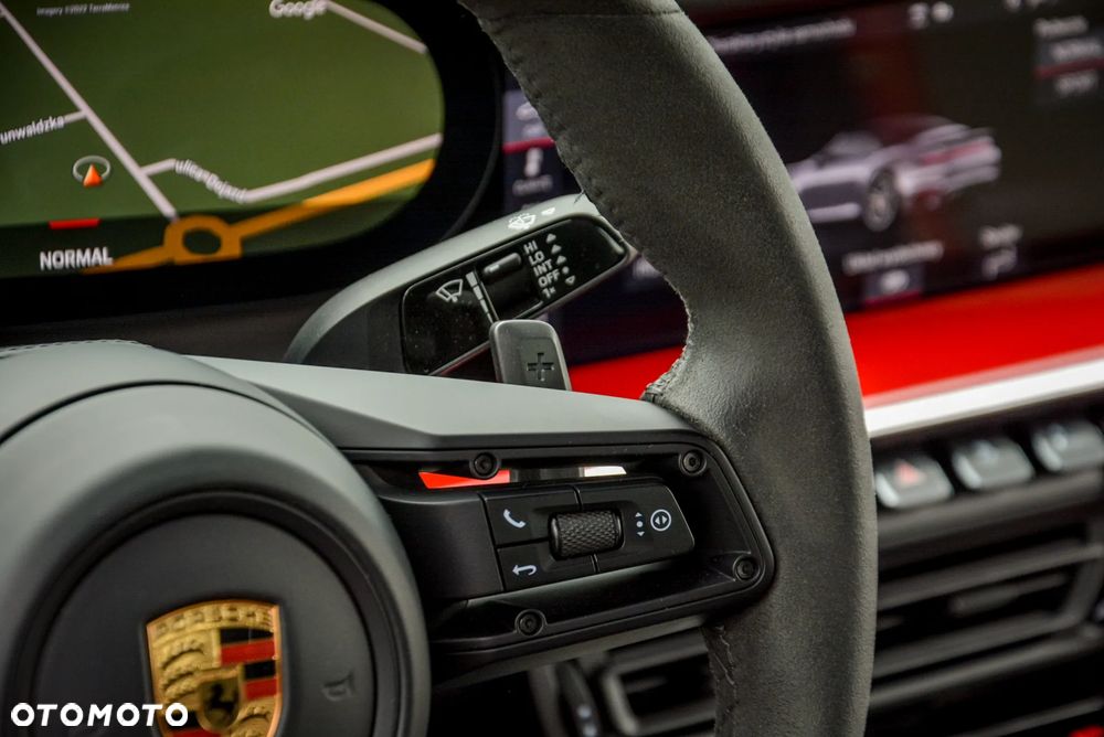 Porsche 911 Turbo S - 32