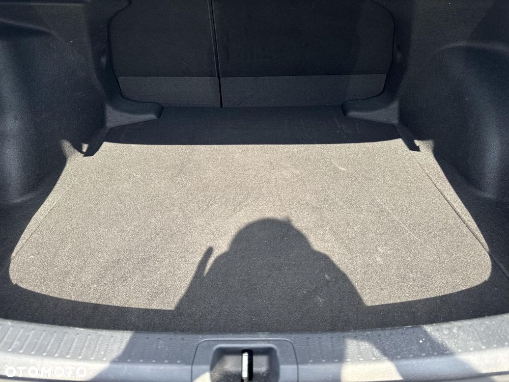 Toyota Corolla 1.8 Hybrid Comfort - 13