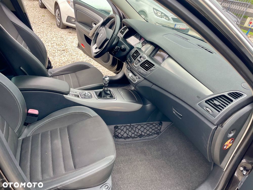 Renault Laguna dCi 110 FAP Limited - 34