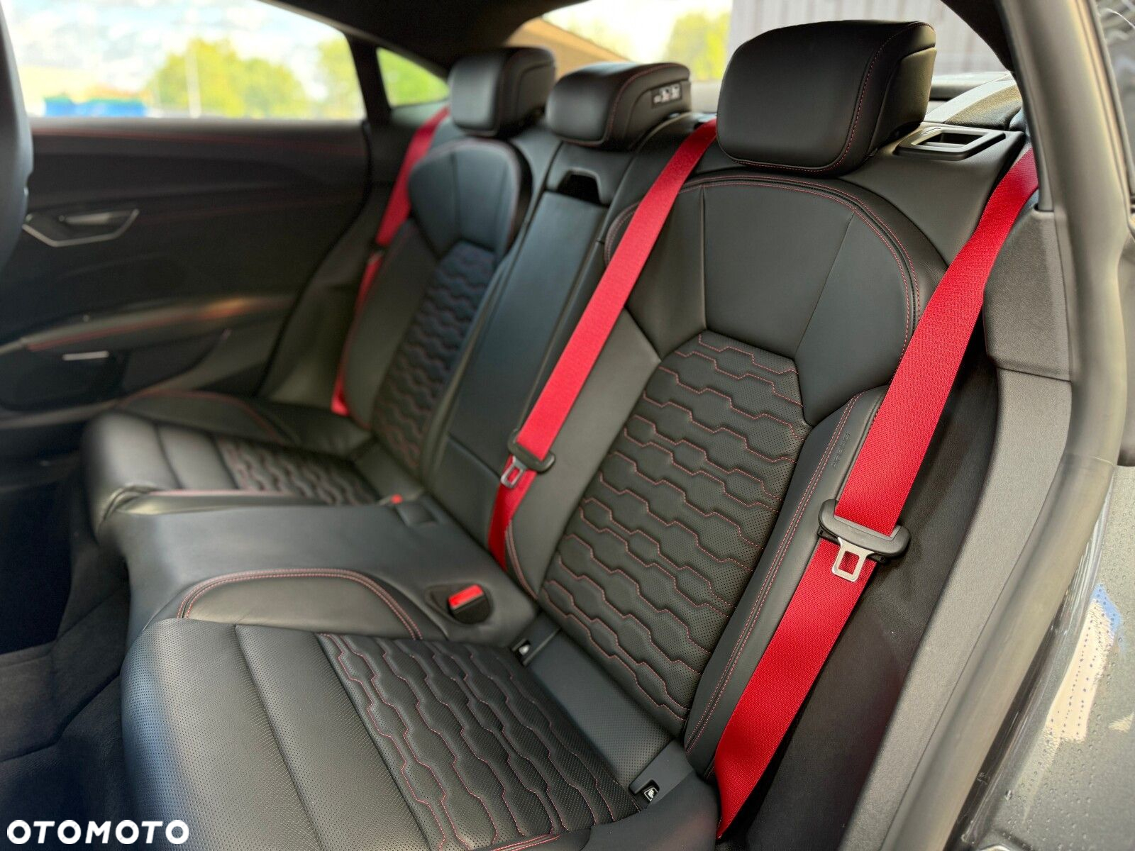 Audi RS e-tron GT - 12