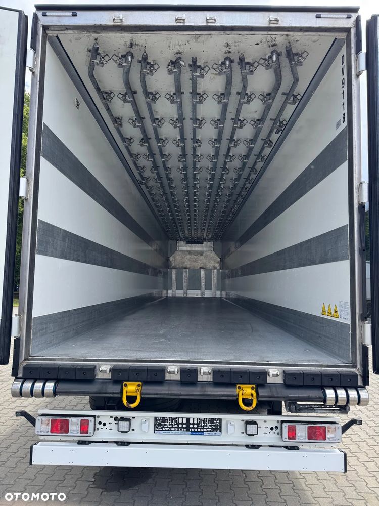 Krone Hakowa, Carrier Vector HE19, Nowe opony!! - 12