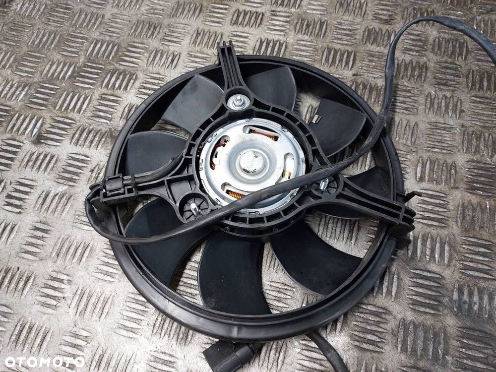 WENTYLATOR CHŁODNICY KLIMATYZACJI SKODA SUPERB I 1.8 T - 4