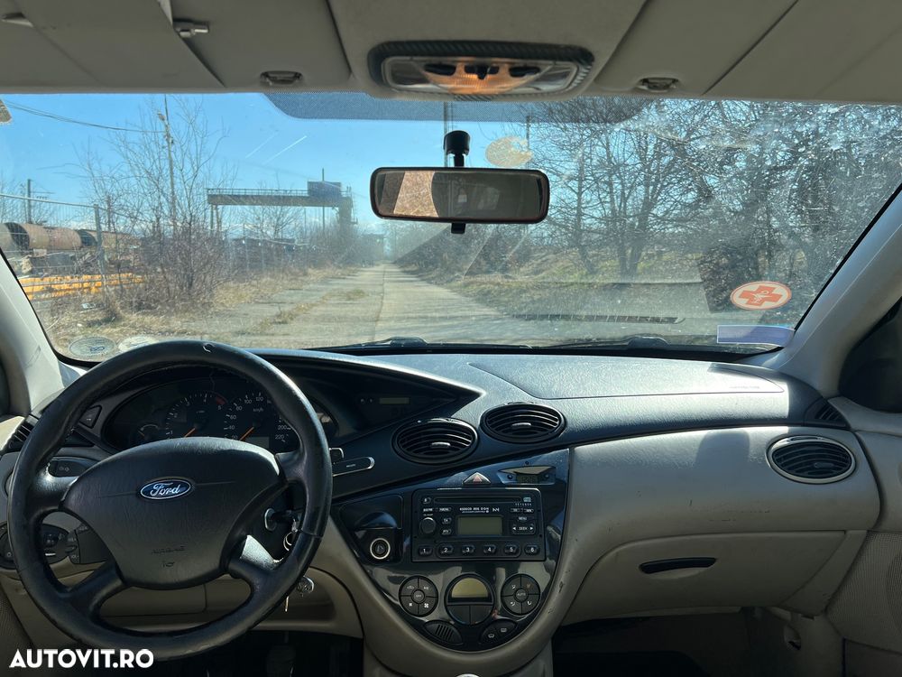 Ford Focus TDCi Ghia - 8