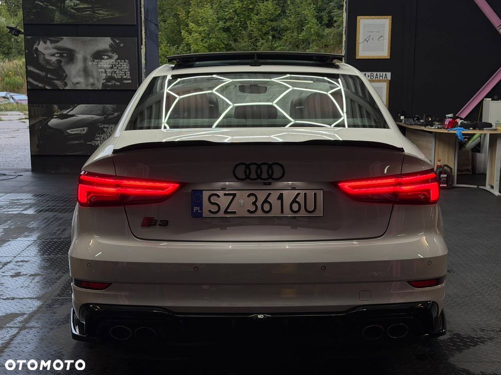 Audi S3 S tronic - 10