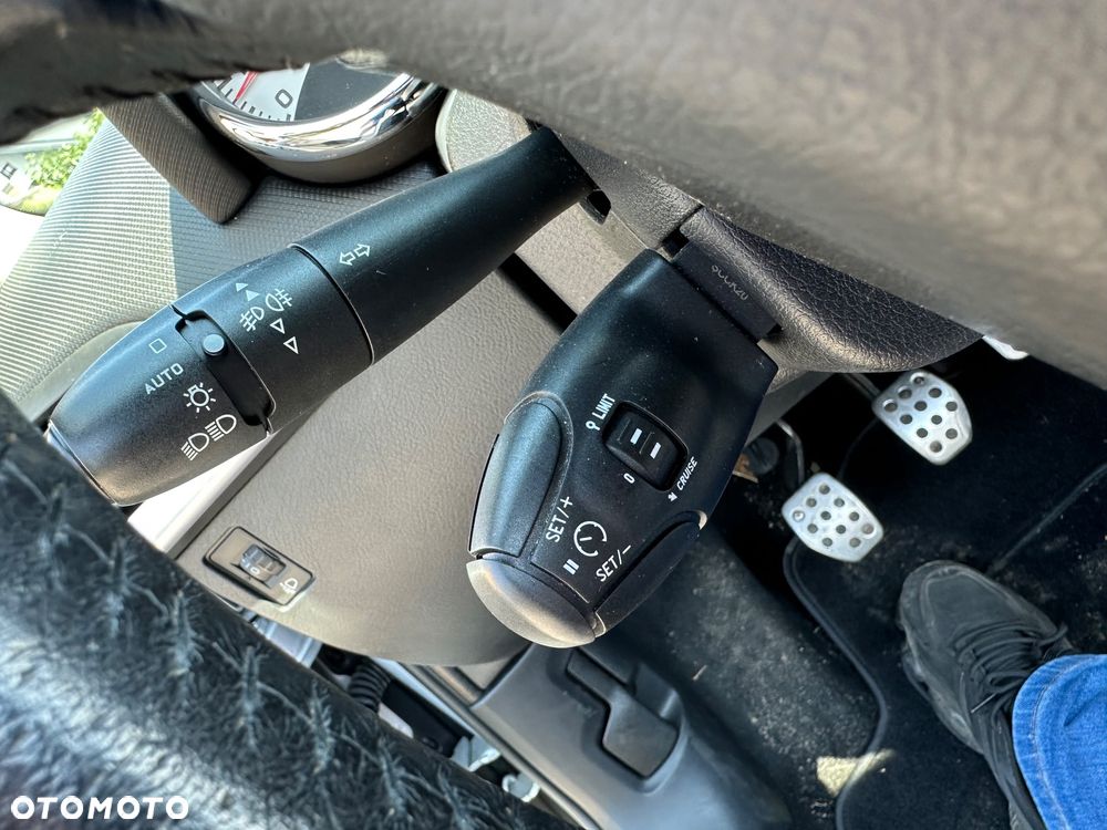 Peugeot 207 CC 120 VTi Premium - 19