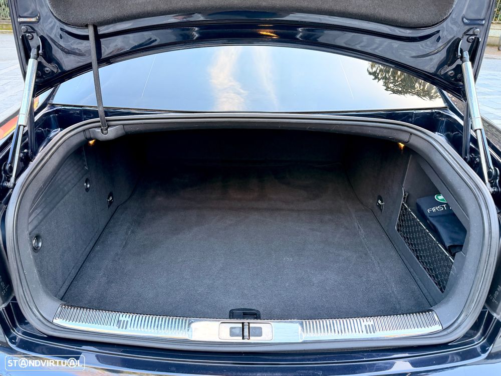 VW Phaeton 3.0 TDi V6 Tip.4Motion 5L - 26