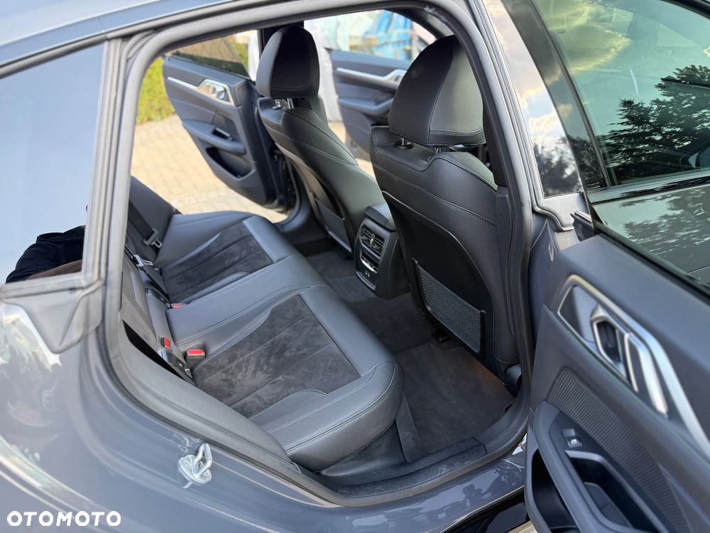 BMW Seria 4 420d xDrive mHEV sport - 24