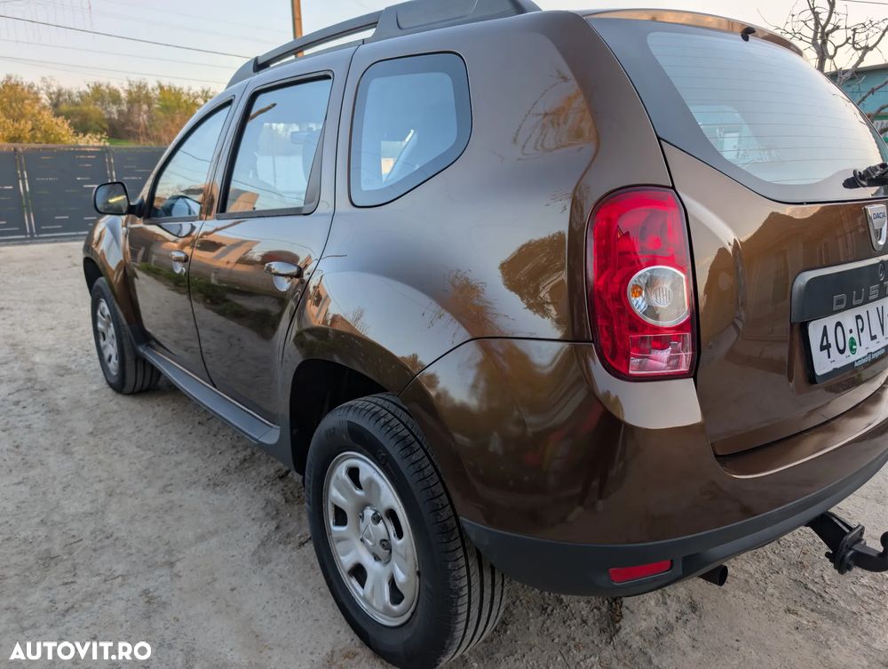 Dacia Duster 1.6 16V 105 4x2 Laureate - 8