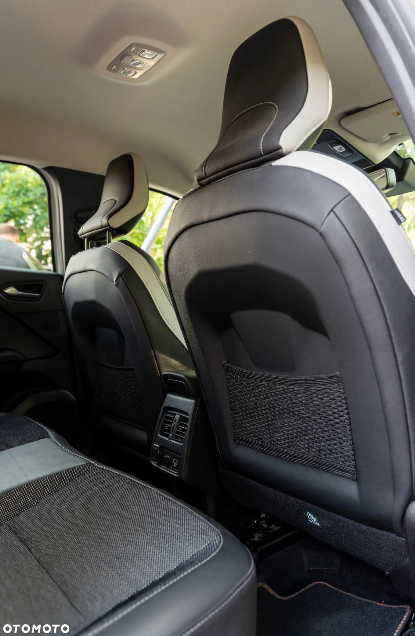 Renault Captur 1.3 TCe Intens EDC - 24
