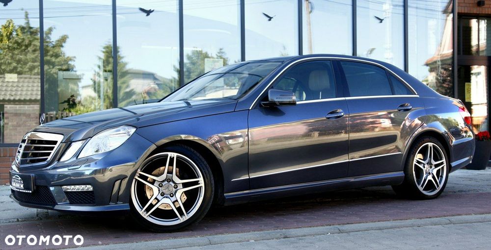 Mercedes-Benz Klasa E 350 CDI DPF 4Matic BlueEFFICIENCY 7G-TRONIC Avantgarde - 7