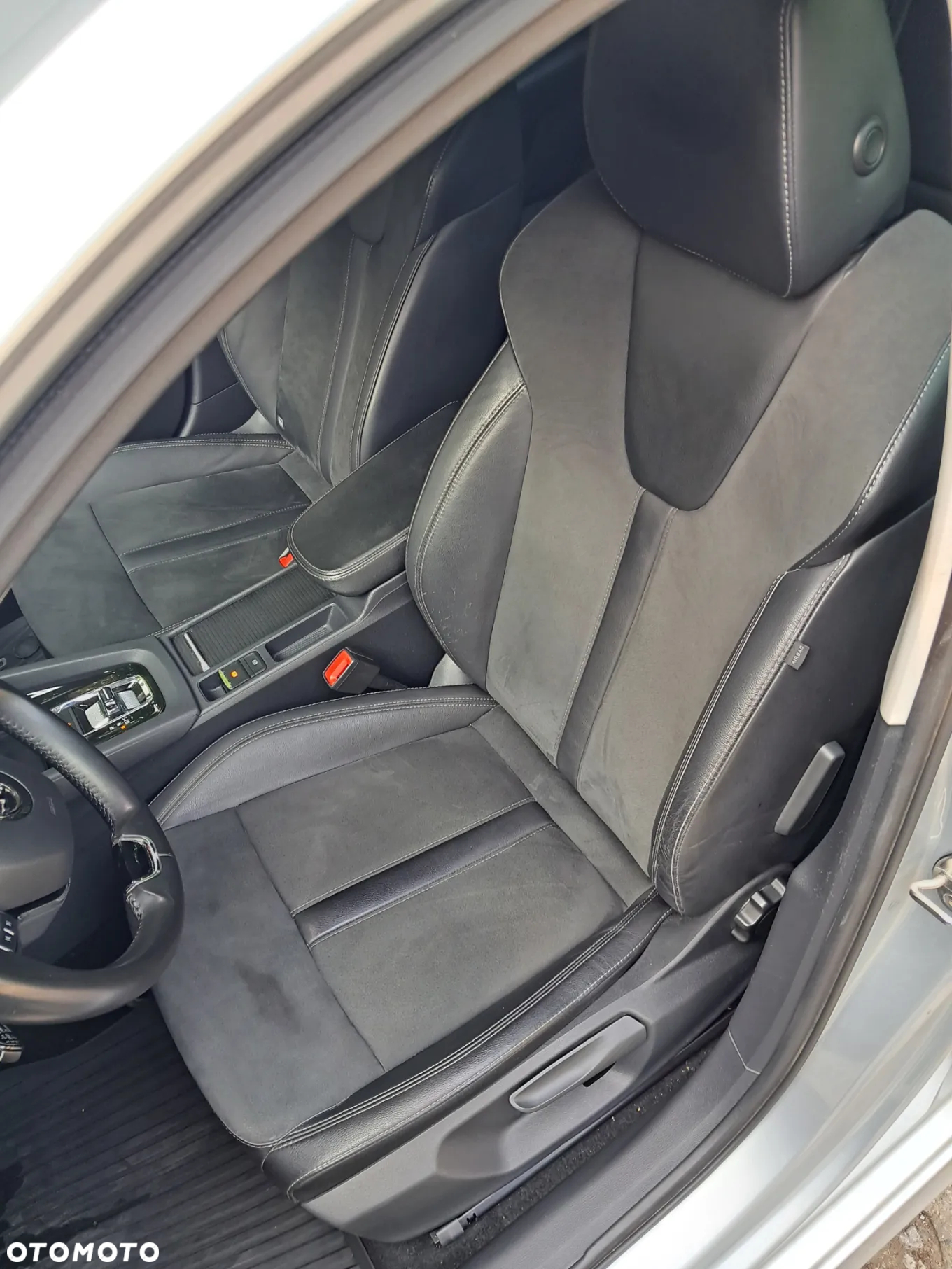 Skoda Octavia 2.0 TDI Style DSG - 14