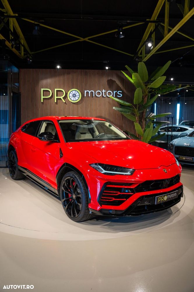 Lamborghini URUS - 13