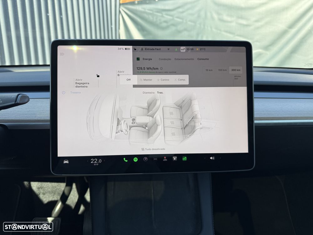 Tesla Model Y - 23