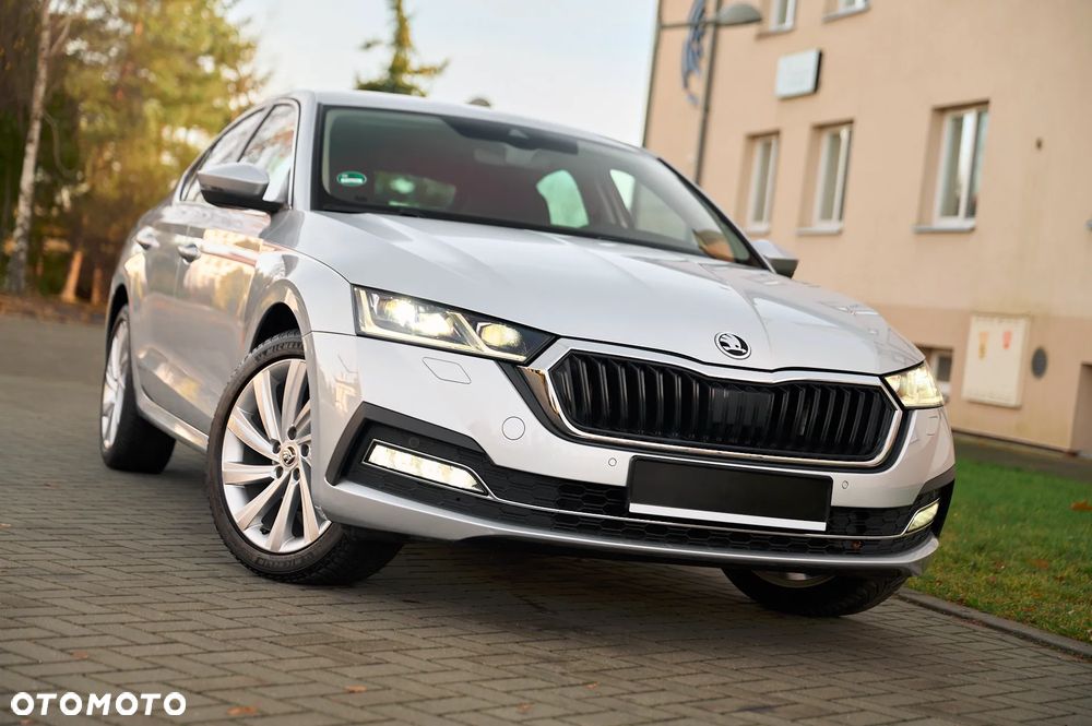 Skoda Octavia 1.5 TSI e-TEC DSG Selection Plus - 1