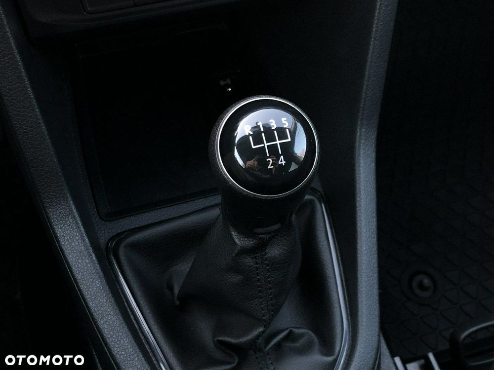 Volkswagen Caddy - 26