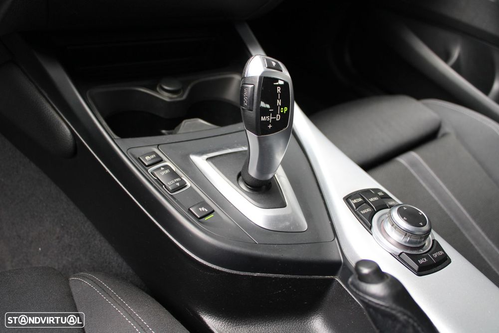 BMW 116 d Line Sport Auto - 11