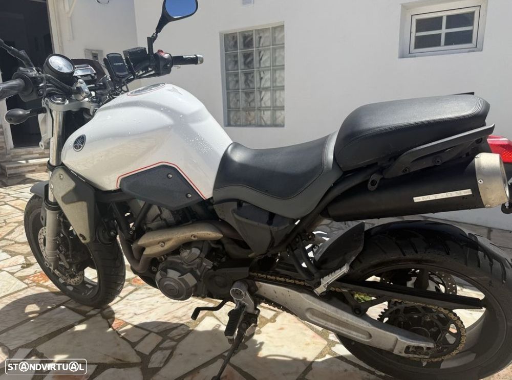 Yamaha MT-03 - 2