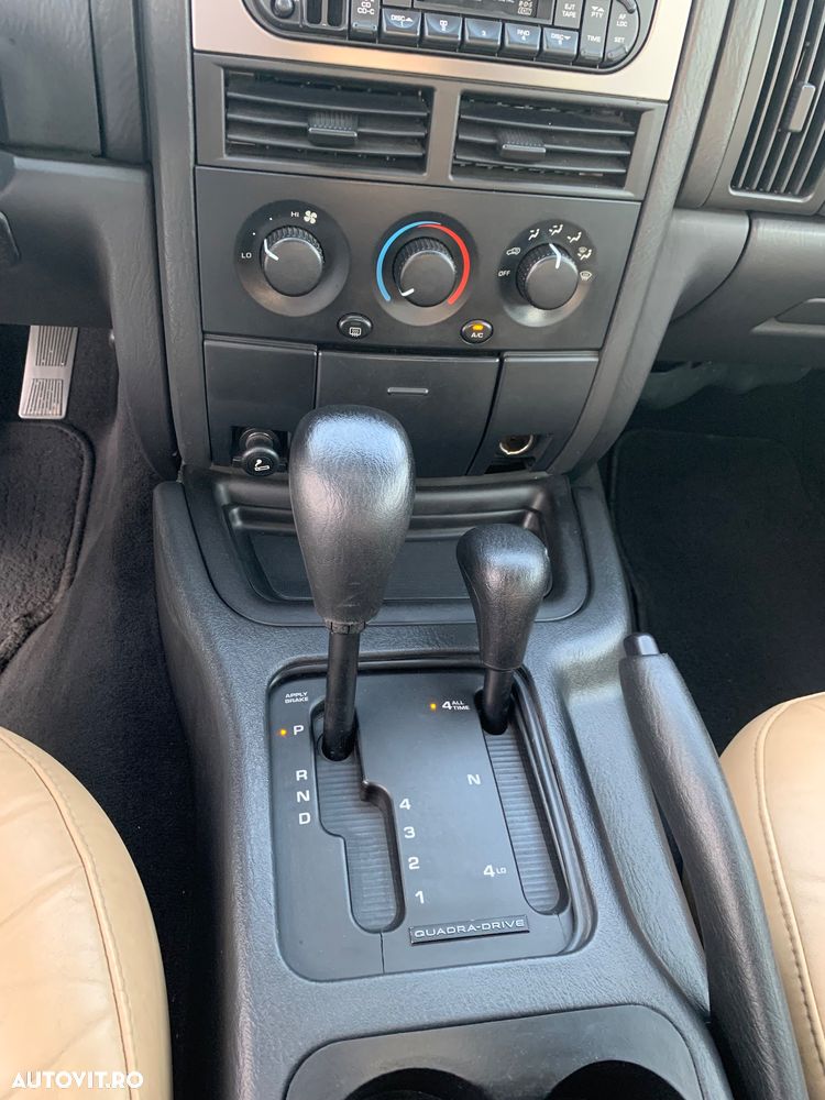 Jeep Grand Cherokee - 4