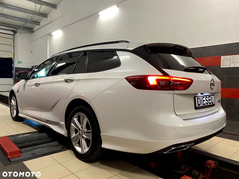 Opel Insignia 2.0 CDTI 4x4 Ultimate S&S - 11