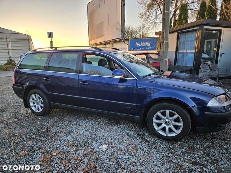 Volkswagen Passat - 2