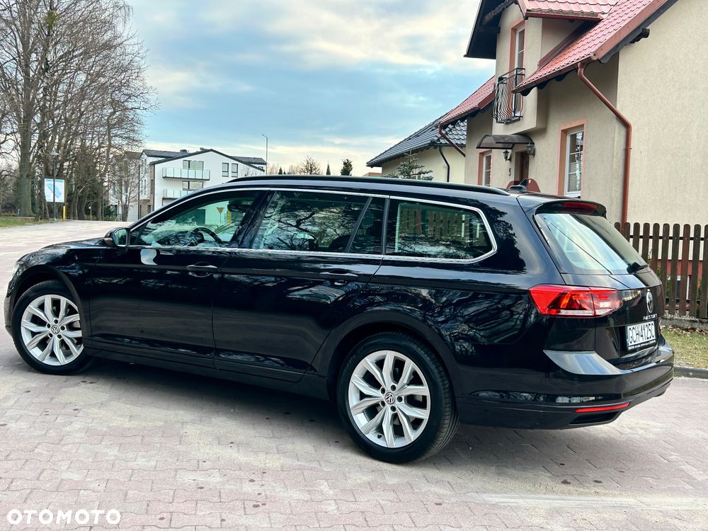 Volkswagen Passat 2.0 TDI SCR Comfortline DSG - 10