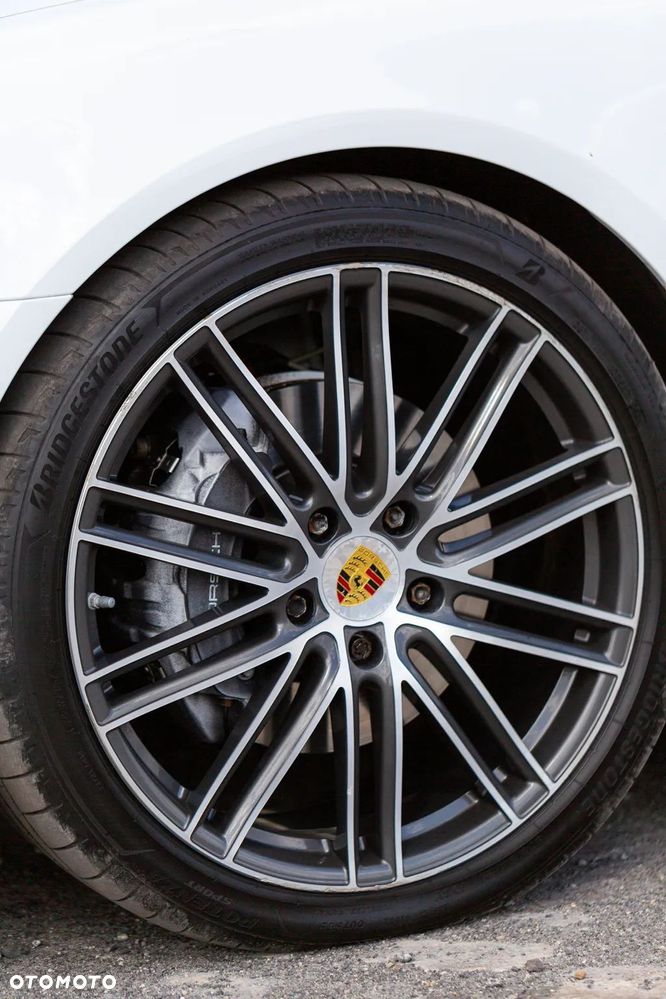 Porsche Panamera 4 Executive - 7