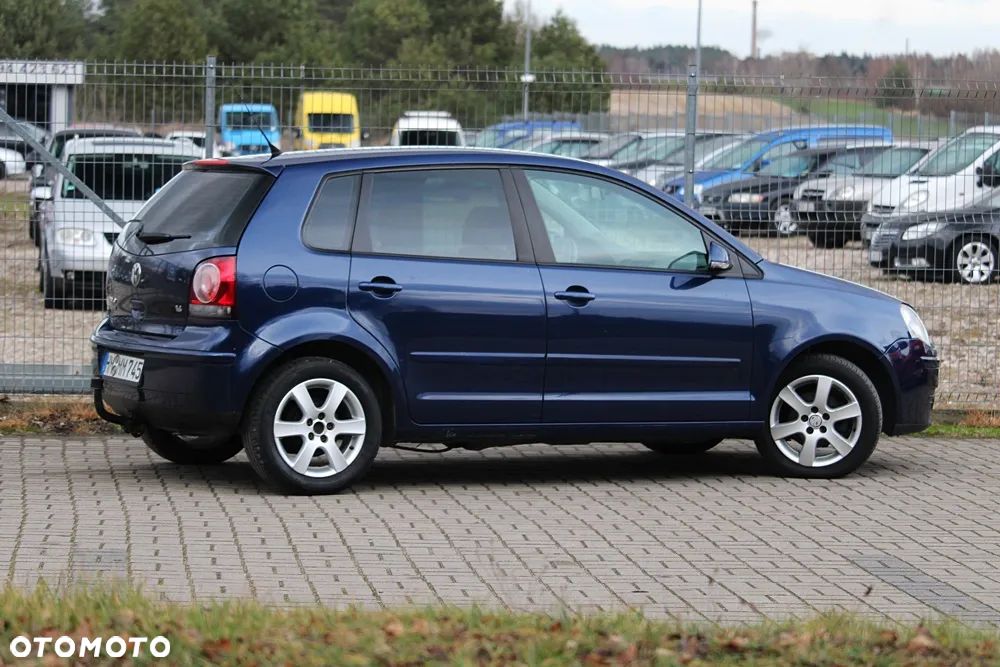 Volkswagen Polo 1.4 Comfortline - 12