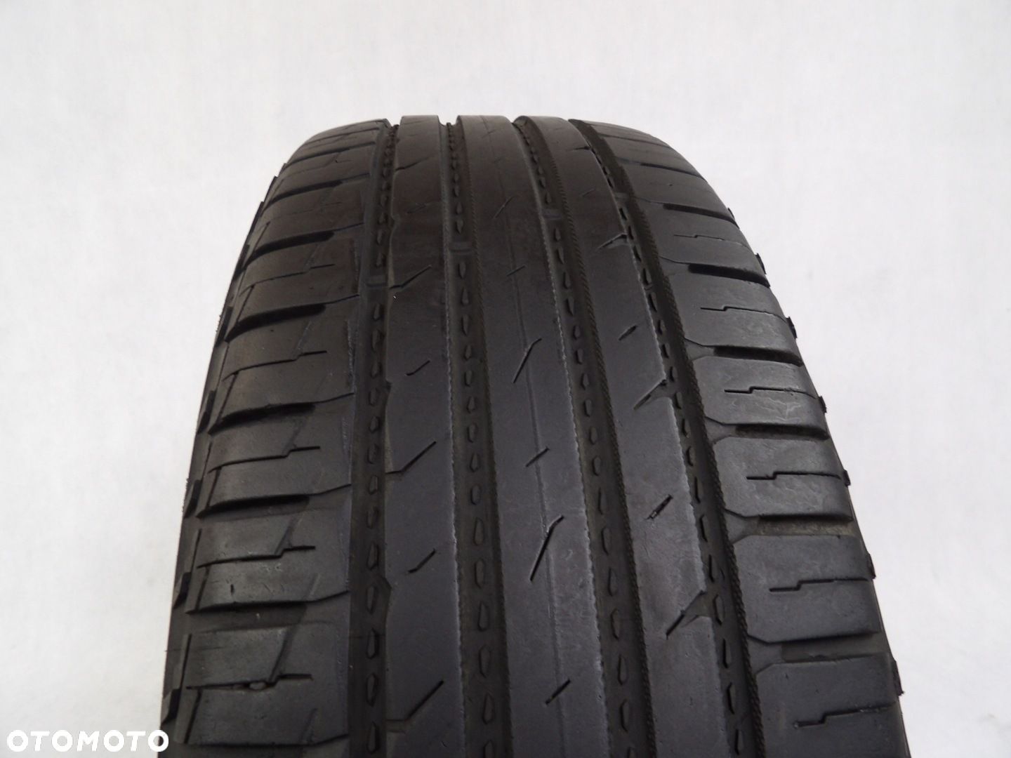 1X opona 225/70R16 NOKIAN LINE SUV - 1