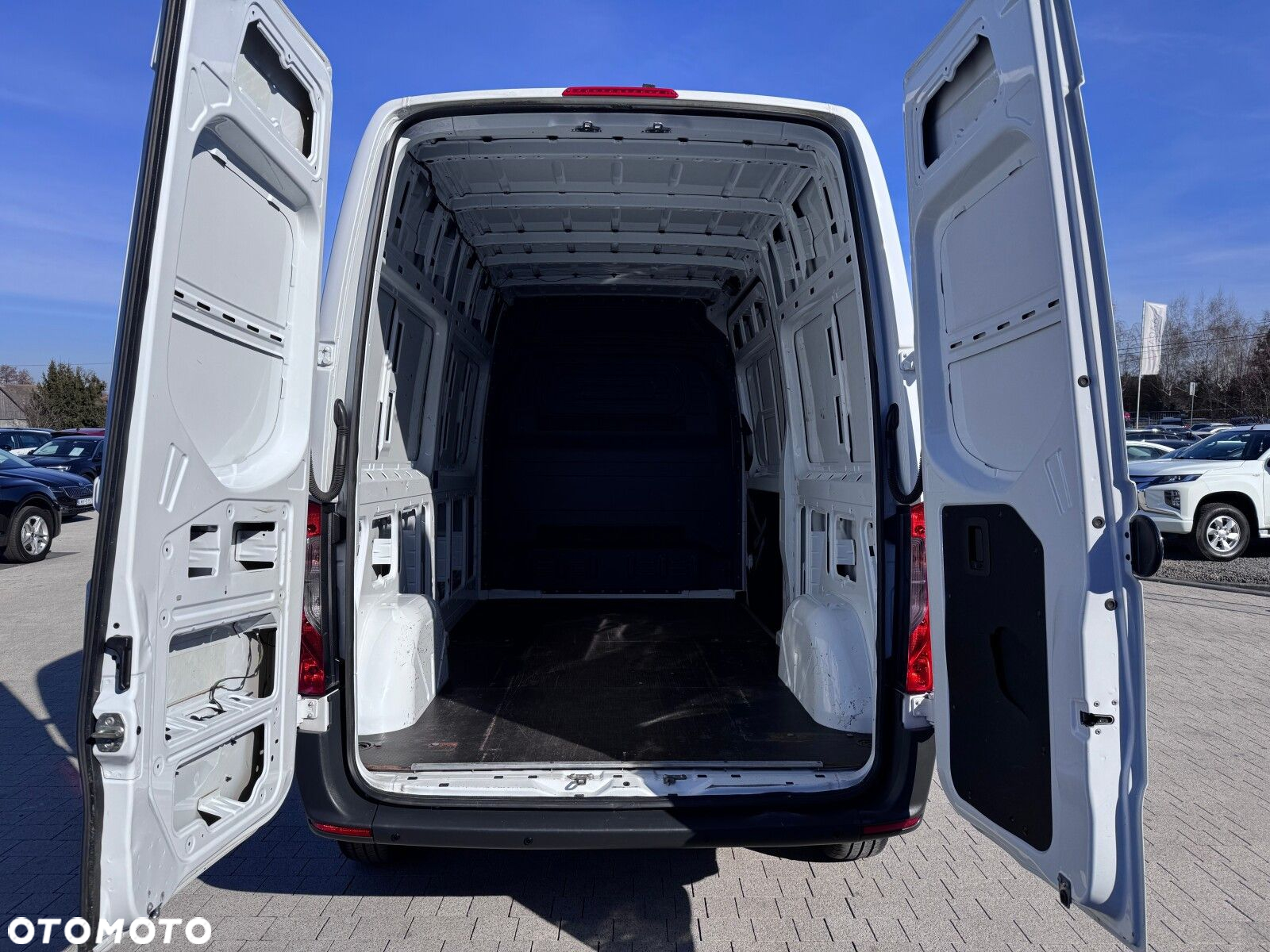 Mercedes-Benz Sprinter 314 CDI L2H2 - 17