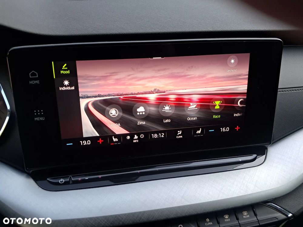 Skoda Octavia 2.0 TDI DSG Exclusive - 22