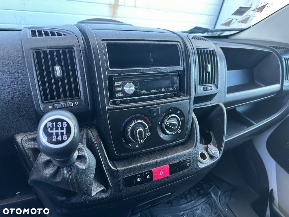 Peugeot Boxer - 25