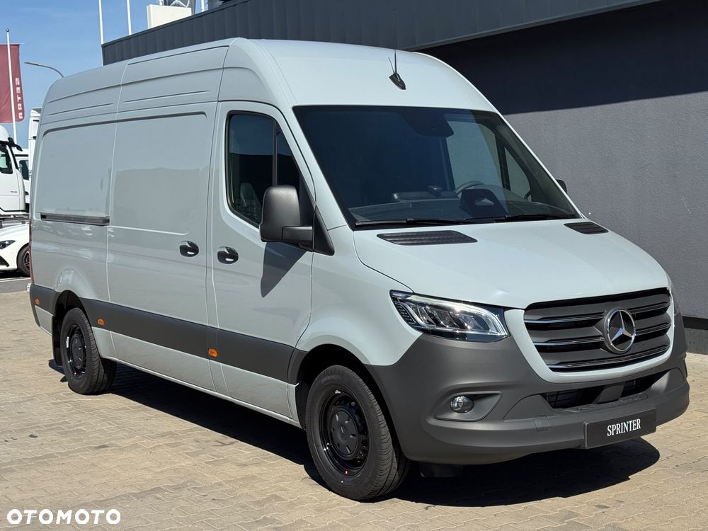 Mercedes-Benz Sprinter - 4