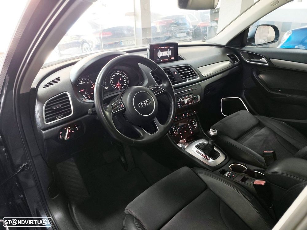 Audi Q3 2.0 TDI quattro Design S tronic — fotografia 13