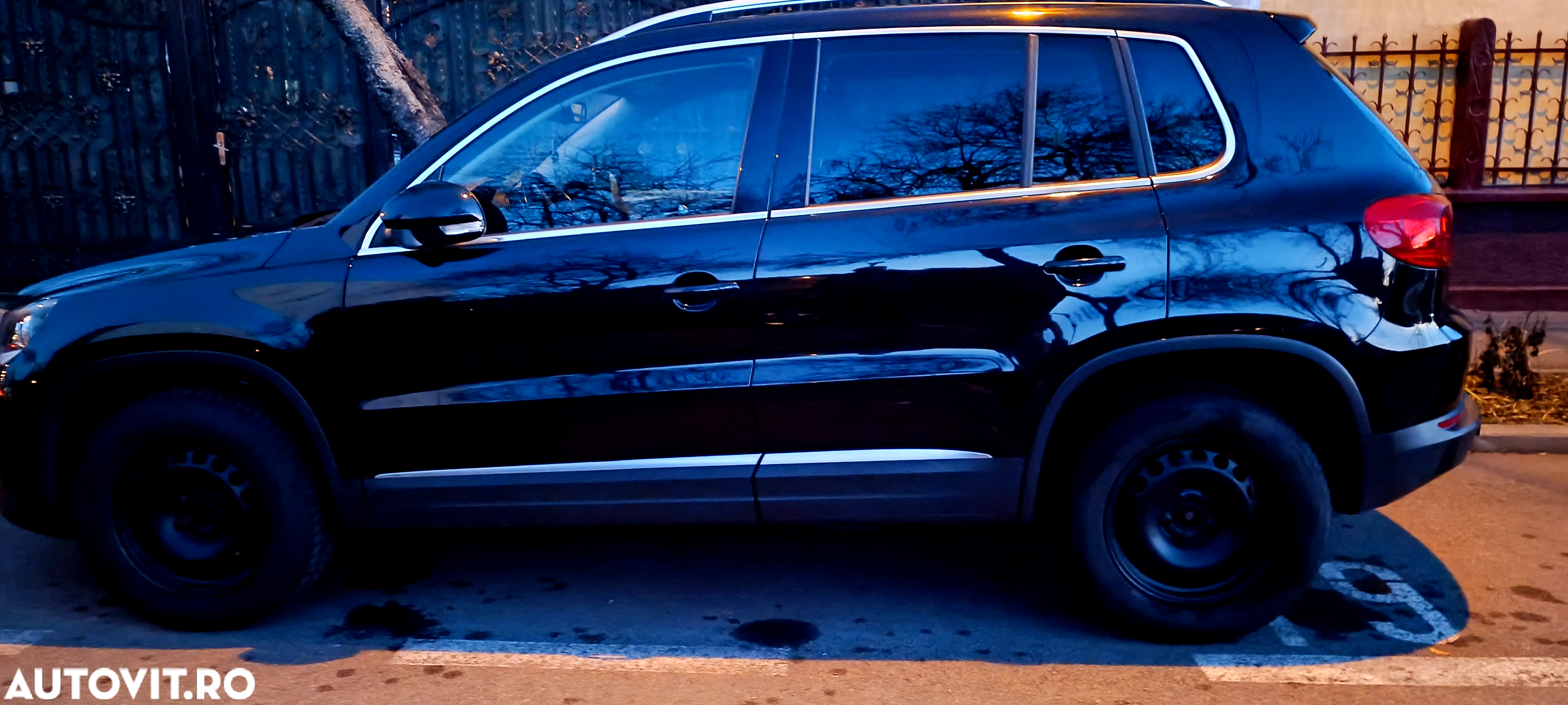 Volkswagen Tiguan 2.0 TDI 4Motion DSG BMT Sport & Style - 4