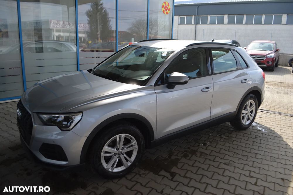 Audi Q3 35 TFSI S tronic - 5