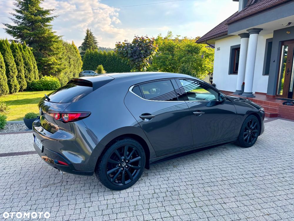 Mazda 3 2.0 mHEV Hikari - 11