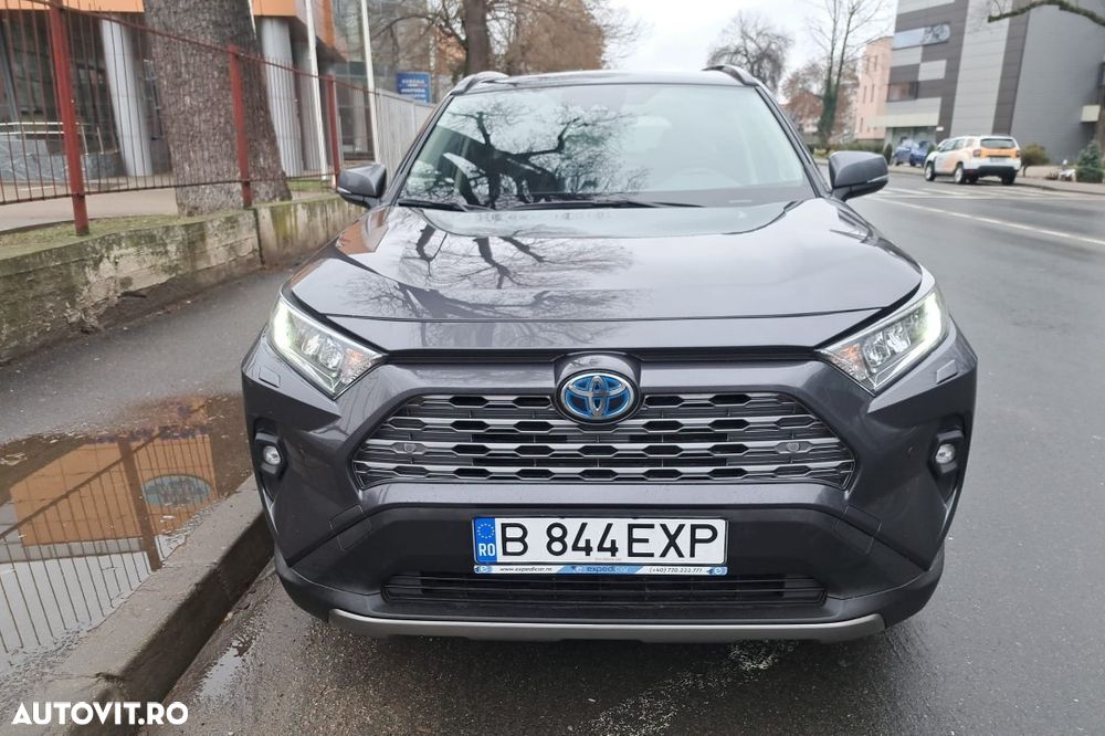 TOYOTA RAV4 2024 — imagine 3