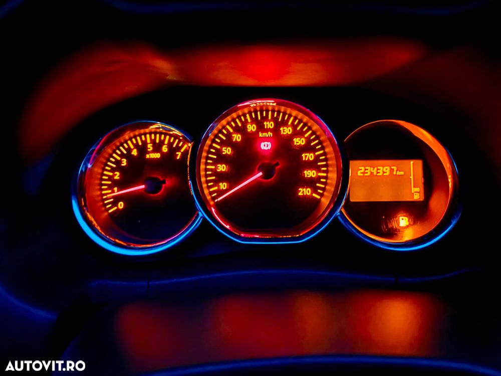 Dacia Duster 1.5 dCi 4x2 Prestige - 15