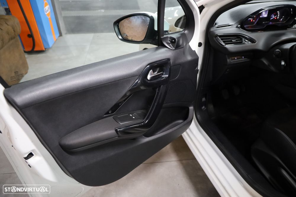 Peugeot 208 1.6 BlueHDi Style - 7